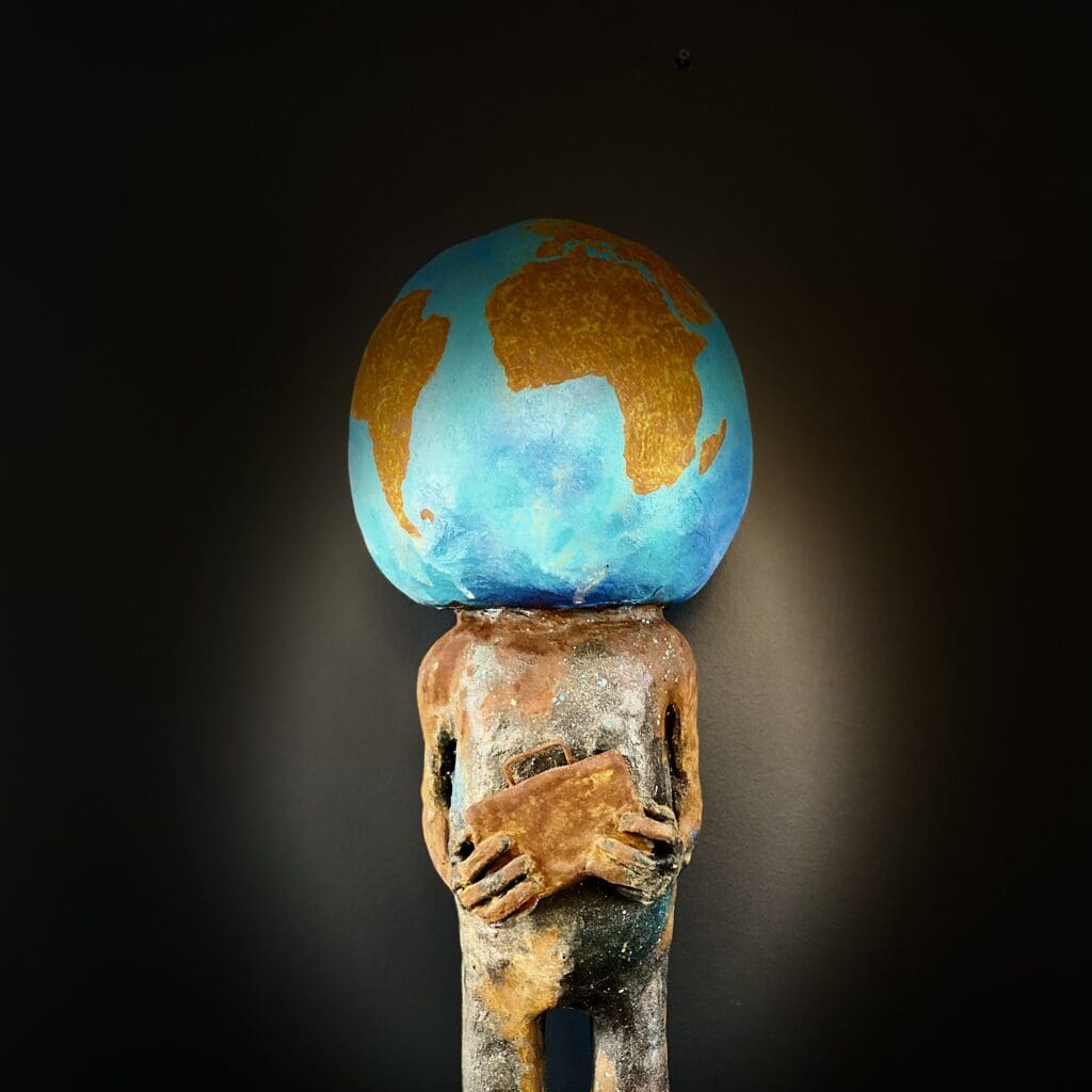 Statue d'une voyageuse, par Pierre Sgamma