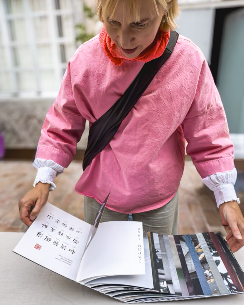 Voir le déroulé de ce livre d'artiste